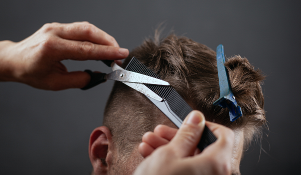Barber vs acasă